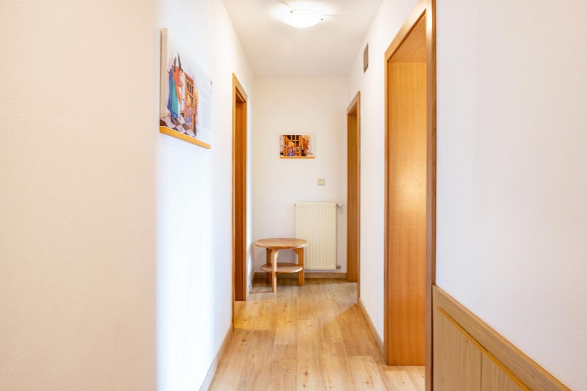 Haensel Und Gretel Schlosshof Umes 外观 照片